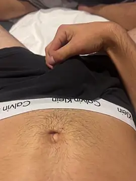 h0rnyguy001 online show from 10-05-25, 09:45