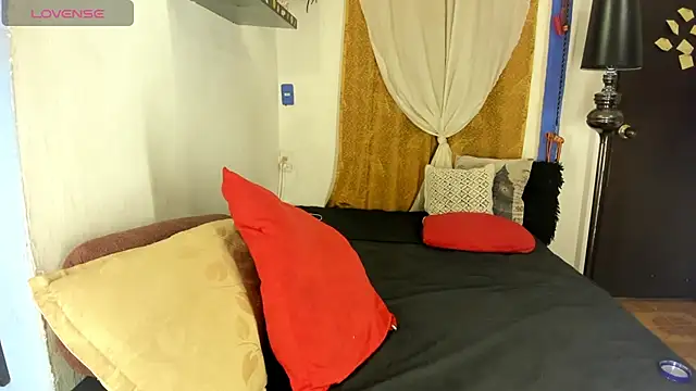 SARAMISHA online show from 11-05-25, 02:28