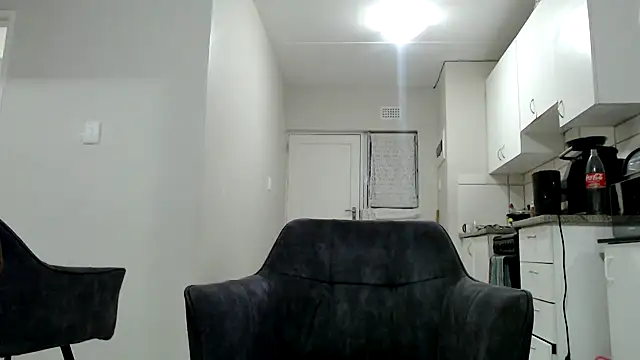 officialkhakes za online show from 01-05-25, 06:35