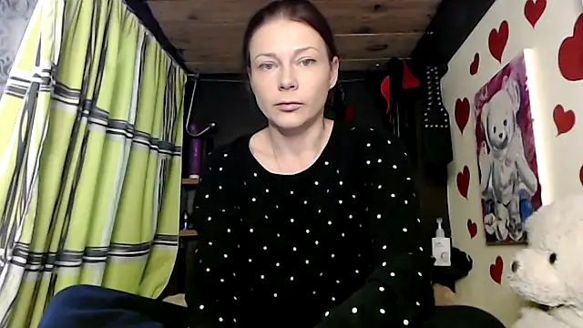 Snapshot of HarleyQuinn_69 chatting on 12-25-24, 02:34 HarleyQuinn 69 online show from 12-25-24, 02:34