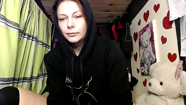 Snapshot of HarleyQuinn_69 chatting on 12-28-24, 06:29 HarleyQuinn 69 online show from 12-28-24, 06:29