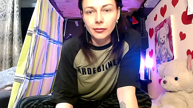 Snapshot of HarleyQuinn_69 chatting on 03-03-25, 08:00 HarleyQuinn 69 online show from 03-03-25, 08:00