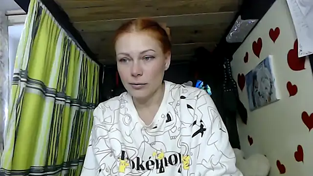 Snapshot of HarleyQuinn_69 chatting on 09-29-25, 09:03 HarleyQuinn 69 online show from 09-29-25, 09:03