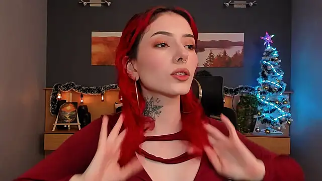 Snapshot of LiliJones_ chatting on 12-17-24, 05:15 LiliJones online show from 12-17-24, 05:15