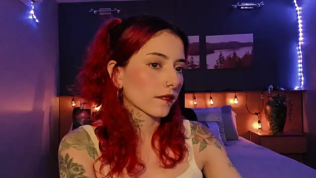 Snapshot of LiliJones_ chatting on 01-07-25, 04:48 LiliJones online show from 01-07-25, 04:48