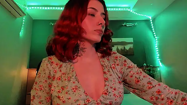 Snapshot of LiliJones_ chatting on 01-08-25, 08:07 LiliJones online show from 01-08-25, 08:07