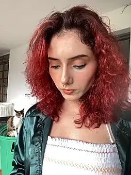 Snapshot of LiliJones_ chatting on 01-31-25, 04:17 LiliJones online show from 01-31-25, 04:17