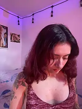 Snapshot of LiliJones_ chatting on 03-22-25, 04:37 LiliJones online show from 03-22-25, 04:37