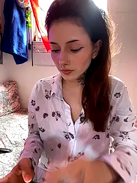 Snapshot of LiliJones_ chatting on 10-03-25, 05:21 LiliJones online show from 10-03-25, 05:21