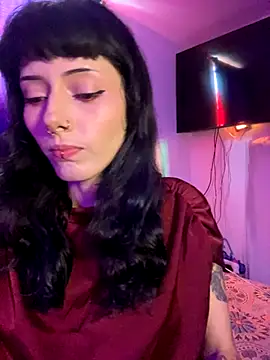 Snapshot of LiliJones_ chatting on 10-20-25, 03:45 LiliJones online show from 10-20-25, 03:45