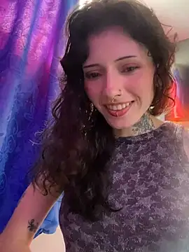 Snapshot of LiliJones_ chatting on 11-05-25, 04:18 LiliJones online show from 11-05-25, 04:18