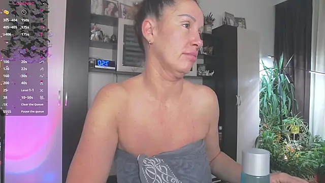 SheilaRyan online show from 01-18-26, 04:49