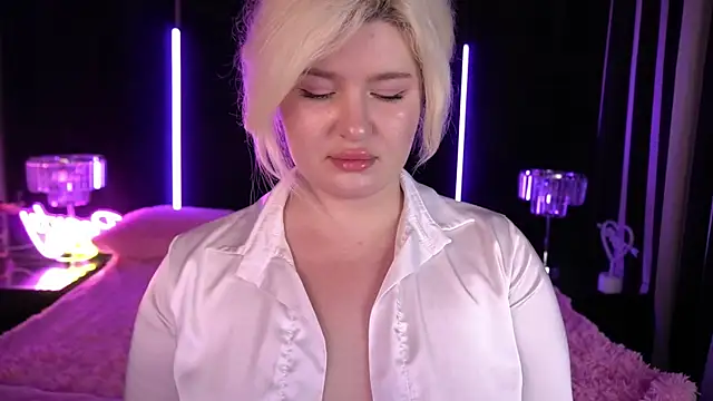 Snapshot of CocoSecretss chatting on 12-05-24, 07:16 CocoSecretss online show from 12-05-24, 07:16