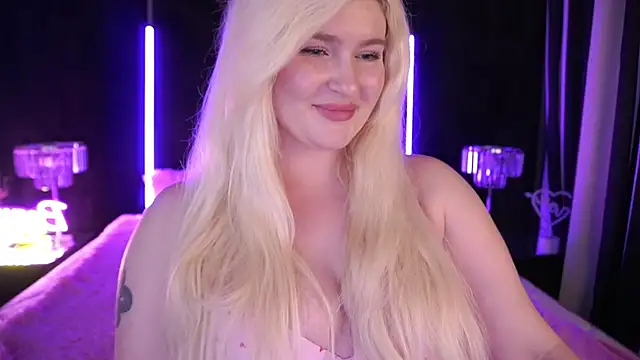 Snapshot of CocoSecretss chatting on 12-08-24, 10:52 CocoSecretss online show from 12-08-24, 10:52