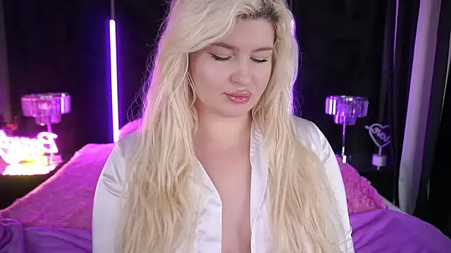 Snapshot of CocoSecretss chatting on 12-15-24, 07:57 CocoSecretss online show from 12-15-24, 07:57