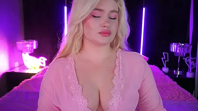 Snapshot of CocoSecretss chatting on 02-10-25, 07:26 CocoSecretss online show from 02-10-25, 07:26