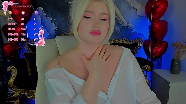 Snapshot of CocoSecretss chatting on 02-17-25, 10:40 CocoSecretss online show from 02-17-25, 10:40