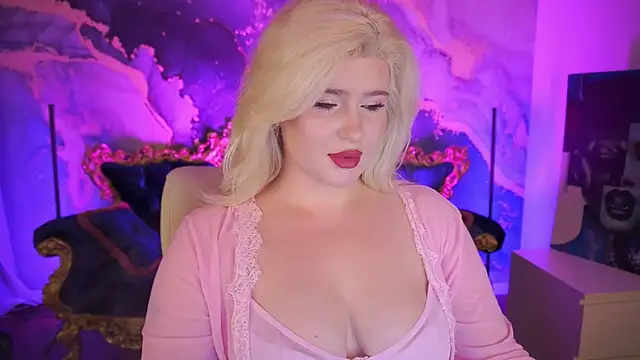 Snapshot of CocoSecretss chatting on 09-11-25, 06:35 CocoSecretss online show from 09-11-25, 06:35