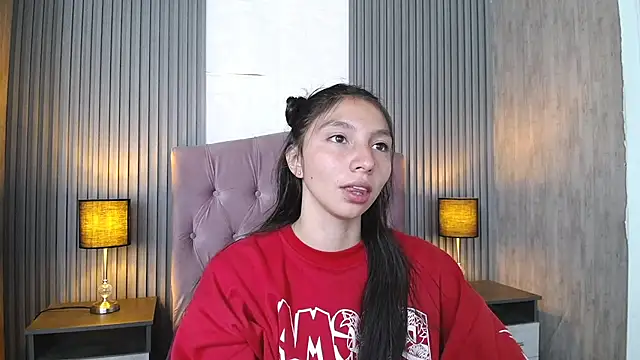 Snapshot of kendall_saenz chatting on 03-12-25, 07:17 kendall saenz online show from 03-12-25, 07:17