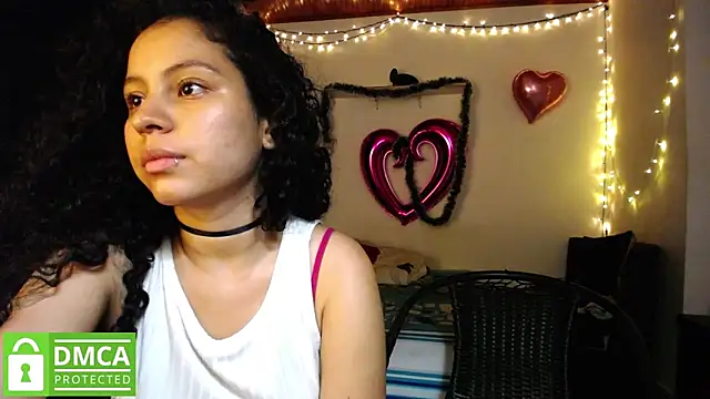 Snapshot of Mr_MrsCurie chatting on 12-06-24, 04:03 Mr MrsCurie online show from 12-06-24, 04:03