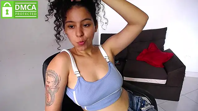 Snapshot of Mr_MrsCurie chatting on 01-09-25, 06:47 Mr MrsCurie online show from 01-09-25, 06:47