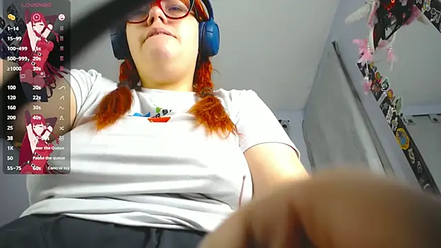 Snapshot of lucie_nicolls chatting on 03-07-25, 11:27 lucie nicolls online show from 03-07-25, 11:27