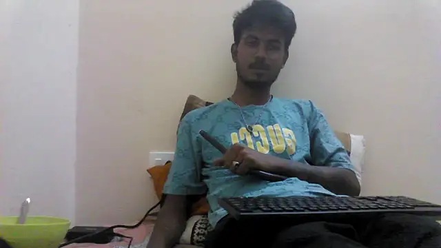 Snapshot of just_fucks chatting on 09-26-25, 08:02 just fucks online show from 09-26-25, 08:02