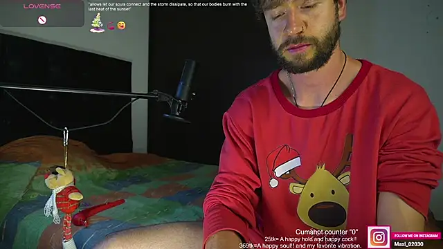 just maxii online show from 12-20-24, 01:58