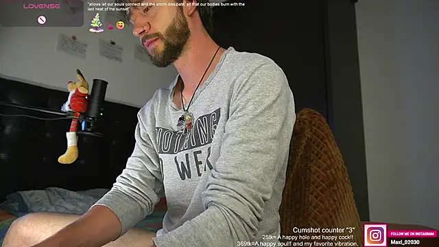 just maxii online show from 12-23-24, 11:17