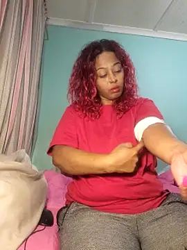 Snapshot of indian_hotty_jus4fun chatting on 12-19-24, 06:23 indian hotty jus4fun online show from 12-19-24, 06:23