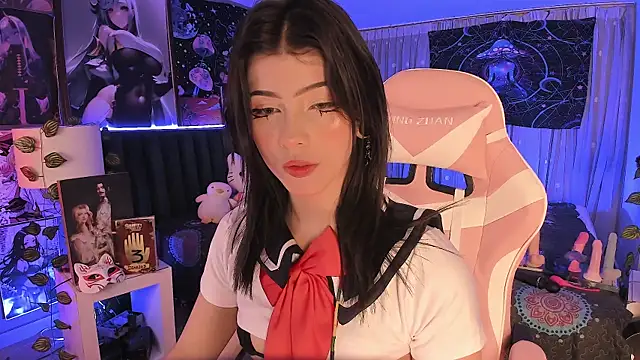 LanaKyutt online show from 03-08-25, 04:56