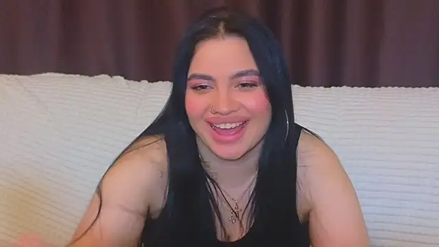 Nikki Kardashian online show from 02-01-25, 01:34