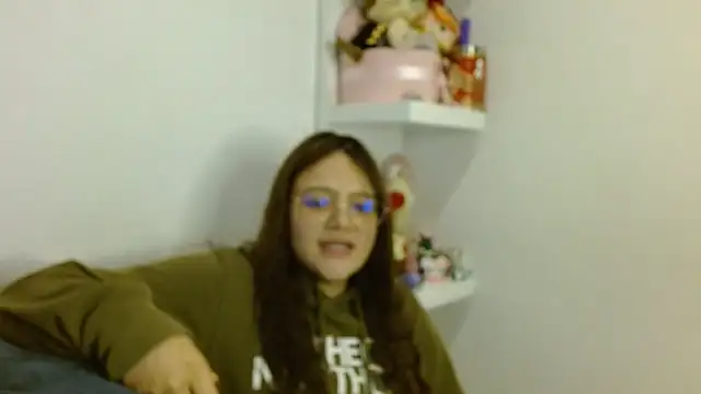 Snapshot of _Sarahh_0 chatting on 12-10-24, 02:16 Sarahh 0 online show from 12-10-24, 02:16