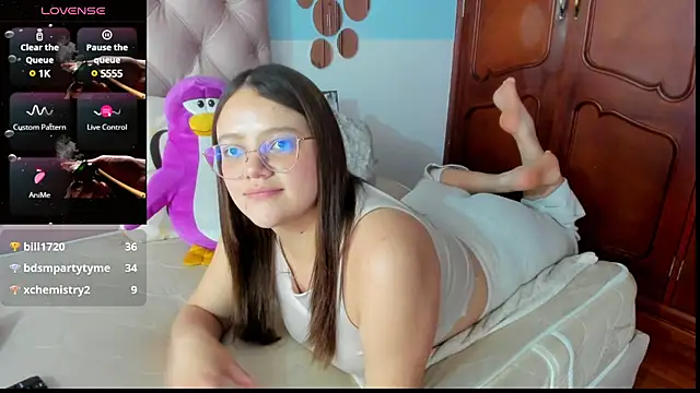 Snapshot of _Sarahh_0 chatting on 01-09-25, 04:49 Sarahh 0 online show from 01-09-25, 04:49