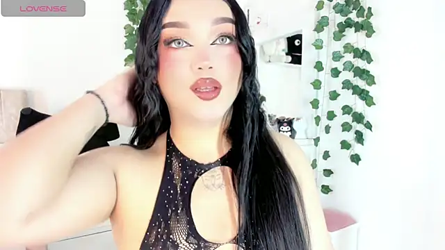Snapshot of cattriona_muller chatting on 06-23-26, 05:16 cattriona muller online show from 06-23-26, 05:16