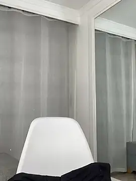 ImAlicee online show from 02-18-25, 11:41