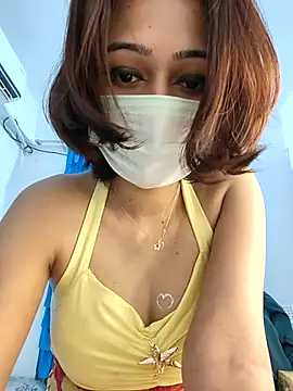 Snapshot of Angel_rani2 chatting on 11-26-25, 02:18 Angel rani2 online show from 11-26-25, 02:18