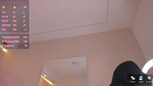 Snapshot of VioletaAbel chatting on 01-17-25, 02:28 VioletaAbel online show from 01-17-25, 02:28