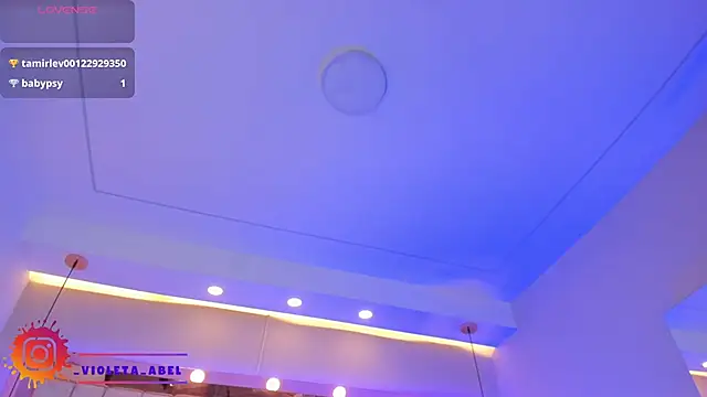 Snapshot of VioletaAbel chatting on 02-20-25, 05:40 VioletaAbel online show from 02-20-25, 05:40