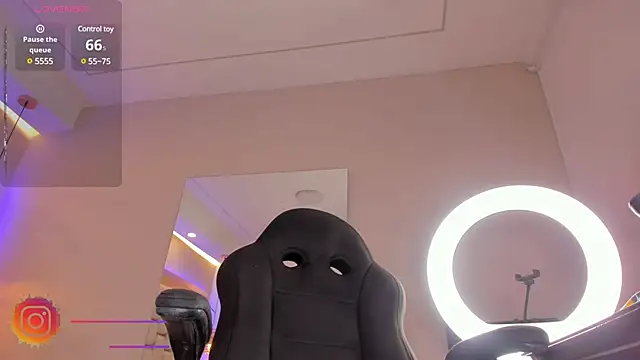 Snapshot of VioletaAbel chatting on 03-04-25, 09:40 VioletaAbel online show from 03-04-25, 09:40