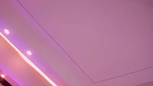 Snapshot of VioletaAbel chatting on 10-29-25, 11:45 VioletaAbel online show from 10-29-25, 11:45