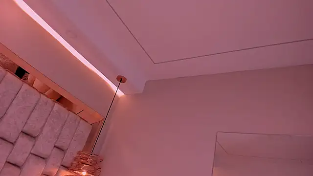 Snapshot of VioletaAbel chatting on 11-24-25, 11:21 VioletaAbel online show from 11-24-25, 11:21