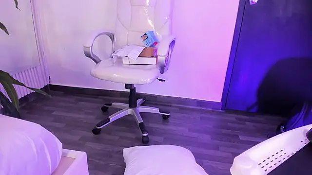 EriKlein online show from 10-14-25, 11:05