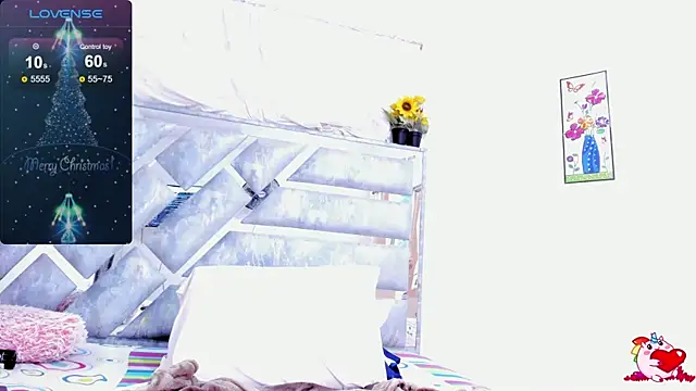 Snapshot of RoxannaBlanche chatting on 12-20-24, 02:05 RoxannaBlanche online show from 12-20-24, 02:05