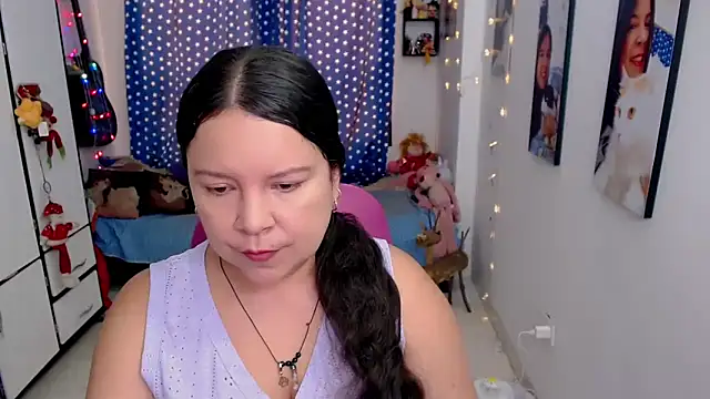 claryssa  online show from 01-14-26, 08:03