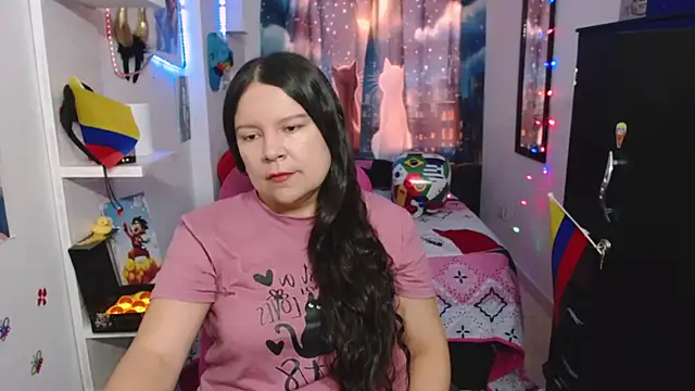 Snapshot of claryssa_ chatting on 07-14-26, 10:37 claryssa online show from 07-14-26, 10:37