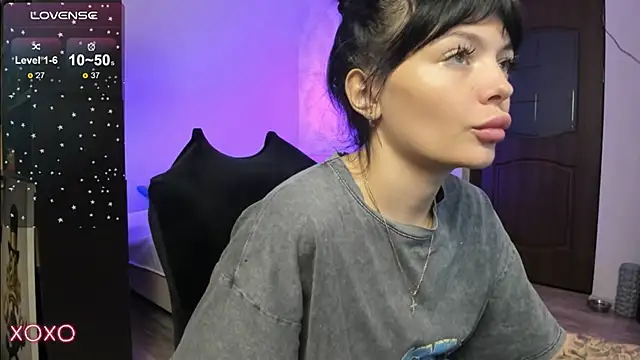 Mariella Adamss online show from 02-23-25, 03:51