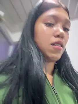 Snapshot of emily_rosse04 chatting on 03-09-25, 11:25 emily rosse04 online show from 03-09-25, 11:25