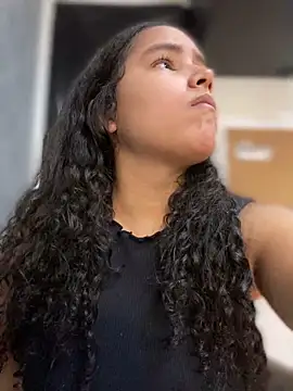 Snapshot of CurlyGirl_1 chatting on 12-28-24, 07:43 CurlyGirl 1 online show from 12-28-24, 07:43