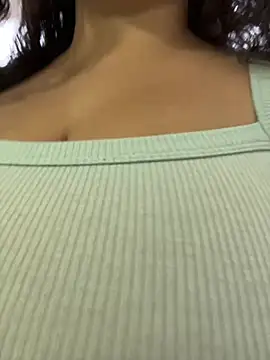 Snapshot of CurlyGirl_1 chatting on 01-24-25, 11:26 CurlyGirl 1 online show from 01-24-25, 11:26